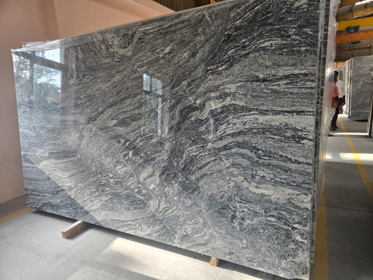 Viscon White gallery image 4