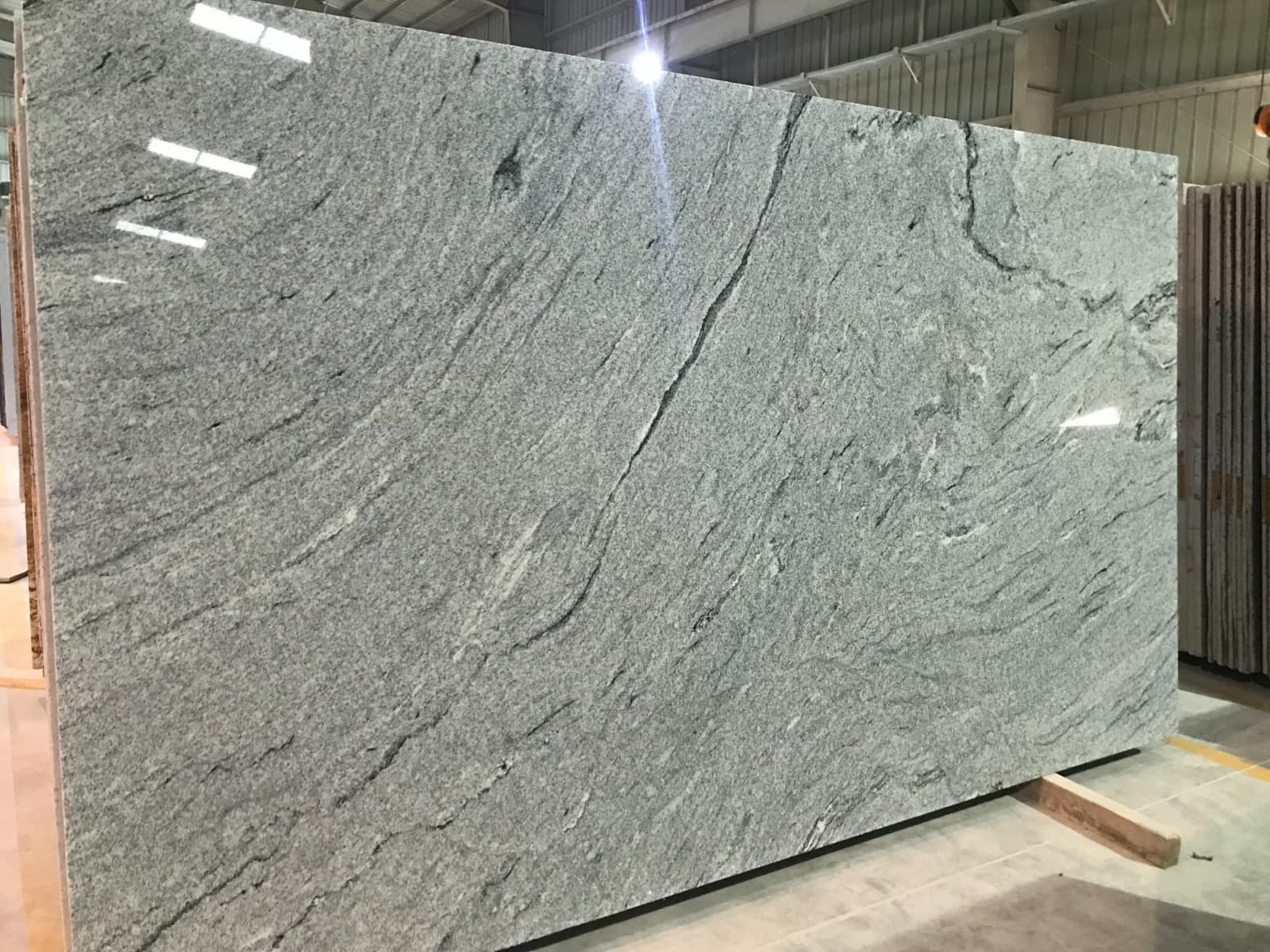 Viscon White primary image